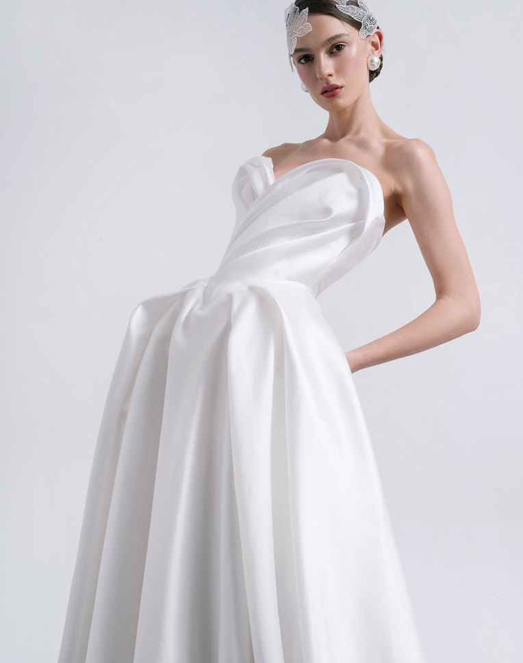 Wedding dress by Tijana Žunić